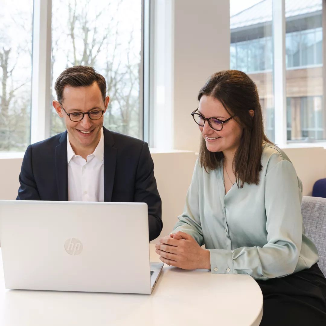 Mike and Louise from Evertys discussing a vacancy for the permanent recruitment of HR professionals